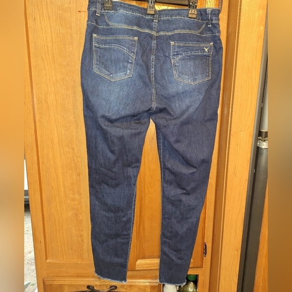 A pair of Beija Flor jennifer skinny jeans in a size 12 with a 29" inseam. - Picture 4 of 7